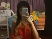 高檔爆乳正妹狗頭蘿莉手機自拍